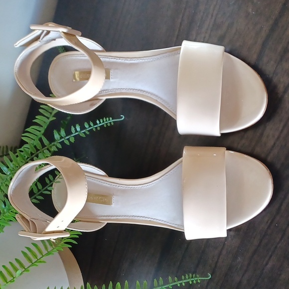 Louise et Cie Punya Beige Wedge Sandal - Picture 4 of 10